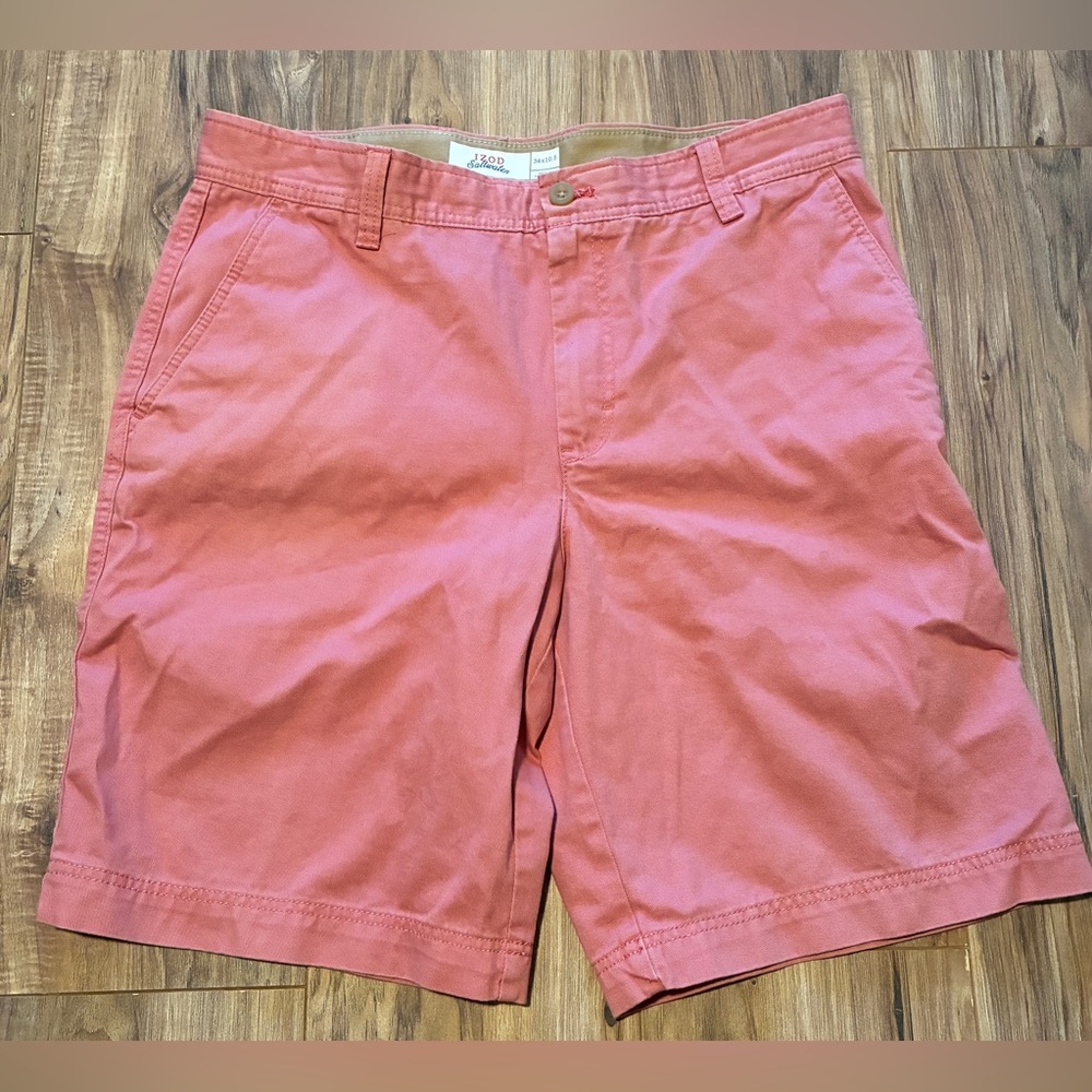 IZOD shorts